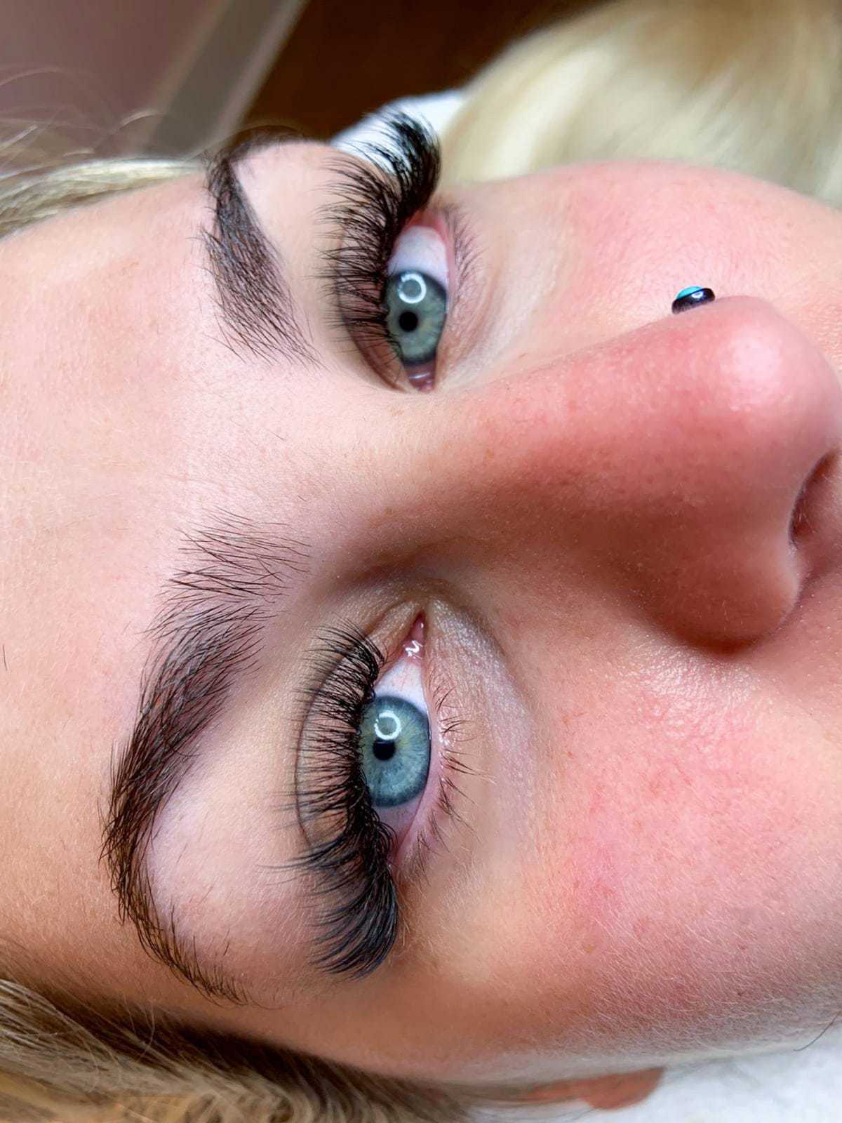 How To Get Sleep Out Of Your Eyelash Extensions