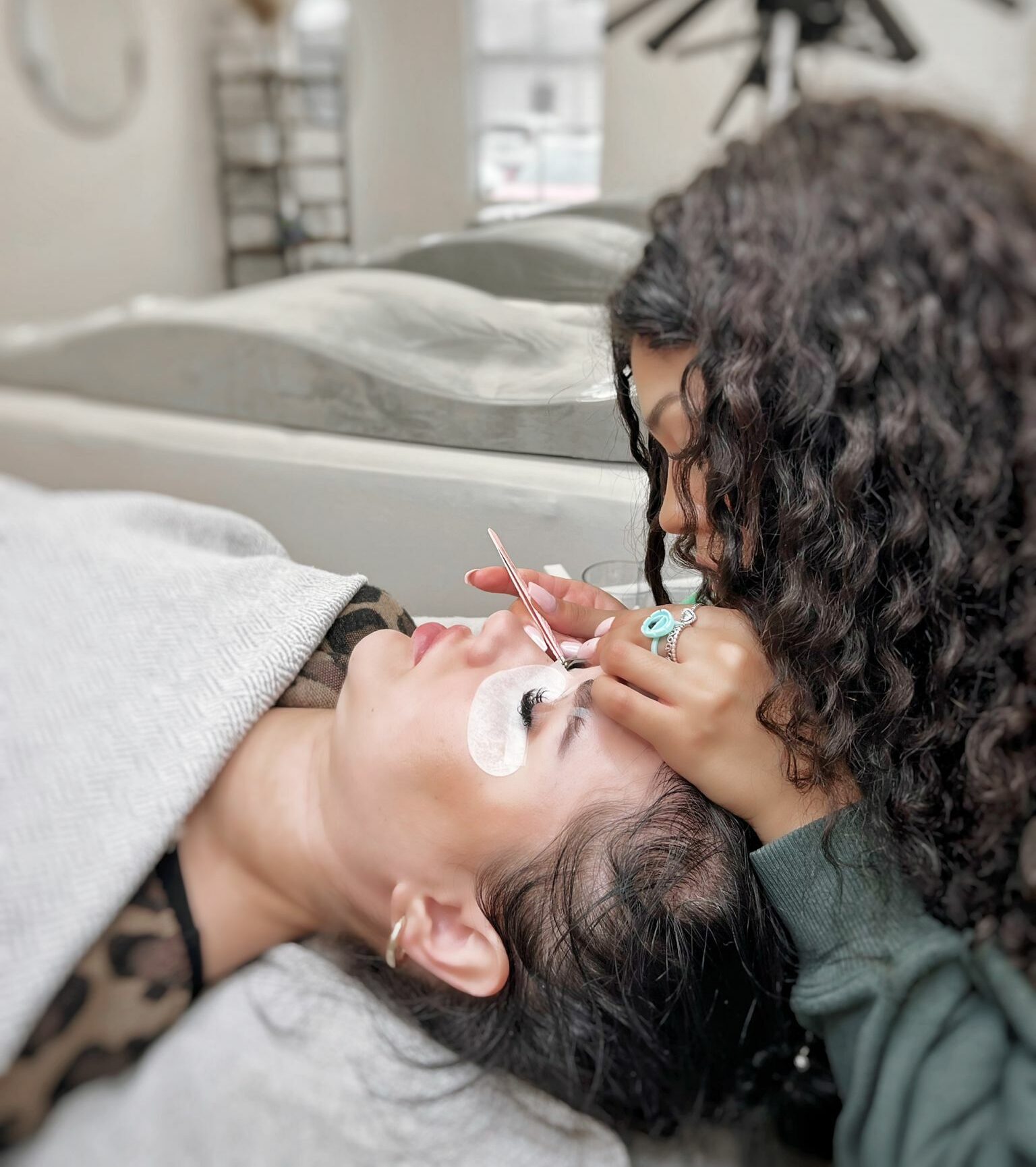 Eyelash Extensions Training